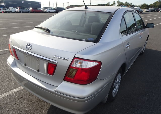 TOYOTA CROWN ATHLETE - Image 4