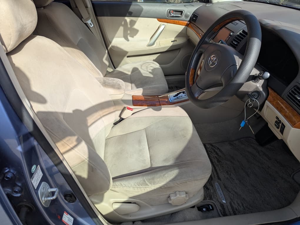 TOYOTA PREMIO MODEL MODEL - Image 8