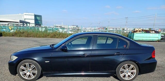 TOYOTA CROWN ATHLETE - Image 4
