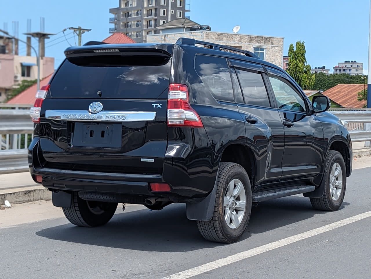 TOYOTA PRADO